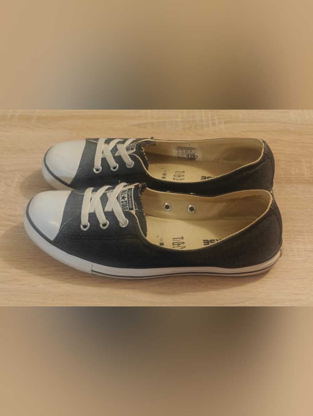 Converse Chuck Taylor All Star Low Top Sneakers - Black